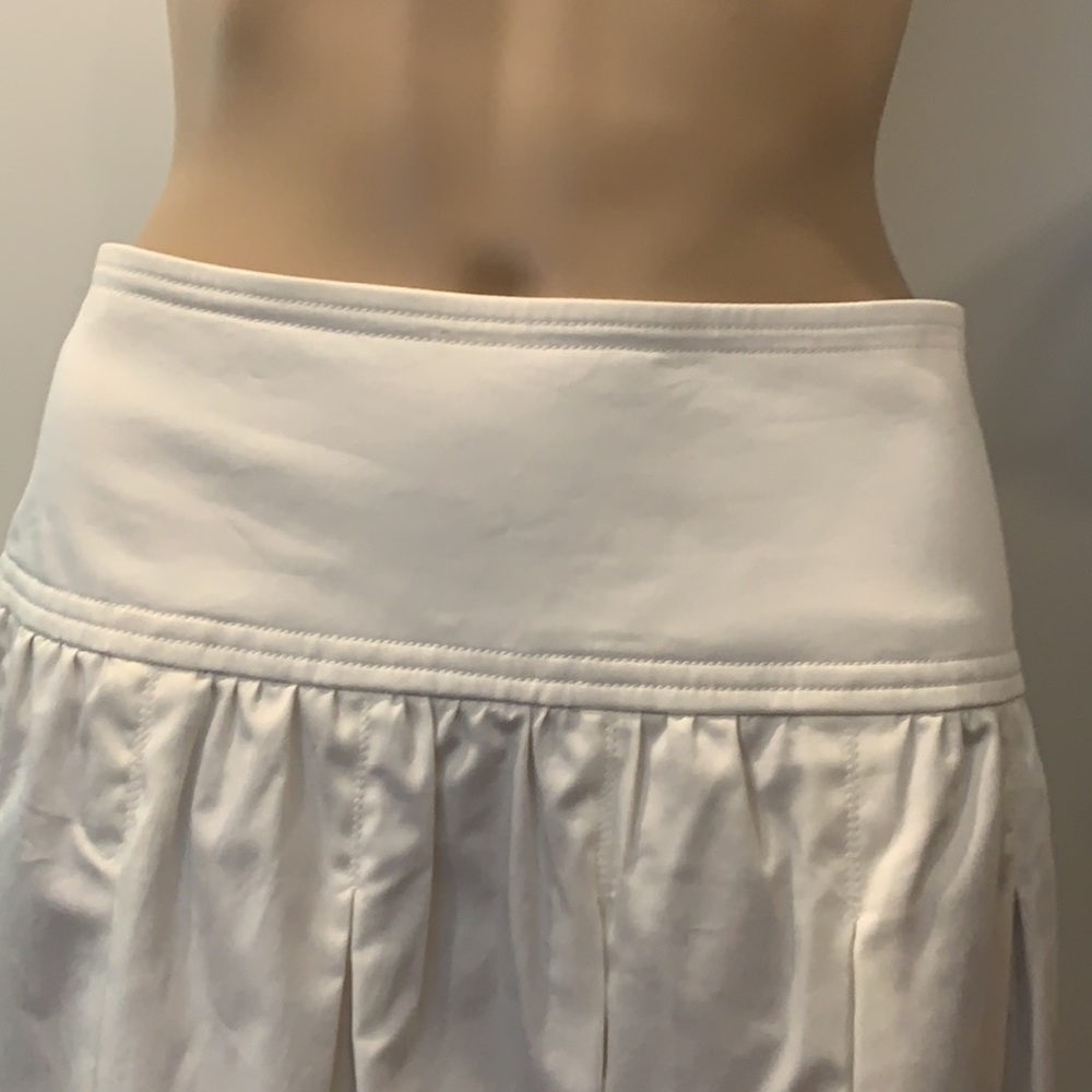 NEW BCBGMAXAZRIA pleated skirt - Picture 2 of 10